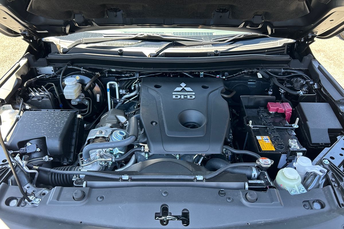 2024 Mitsubishi Pajero Sport GSR QG