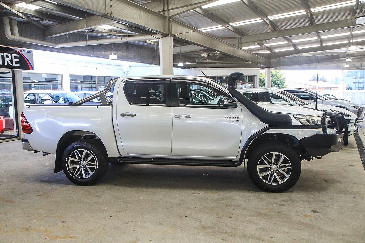2016 Toyota Hilux SR5 GUN126R 4X4