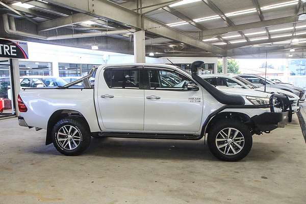 2016 Toyota Hilux SR5 GUN126R 4X4