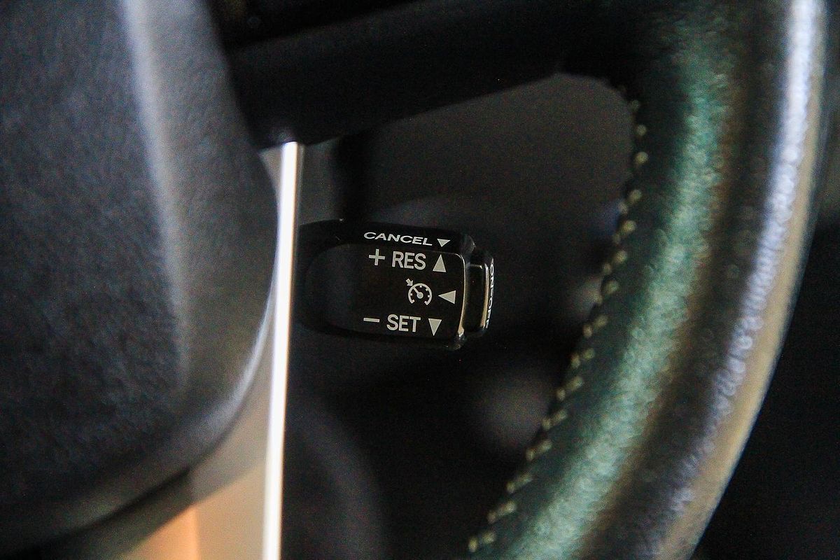 2016 Toyota Hilux SR5 GUN126R 4X4