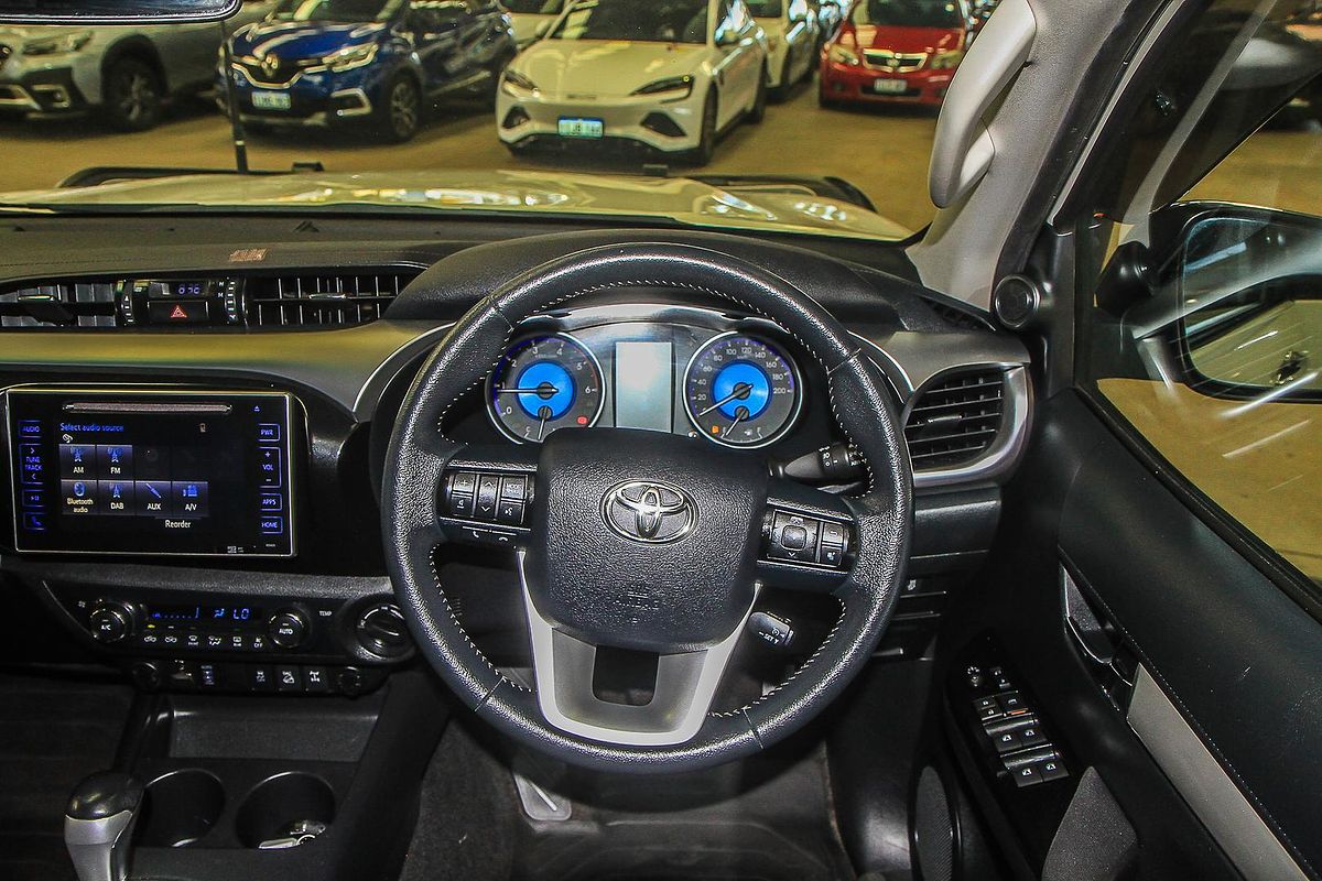 2016 Toyota Hilux SR5 GUN126R 4X4