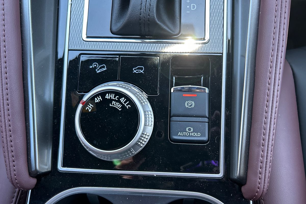 2024 Mitsubishi Pajero Sport GSR QG