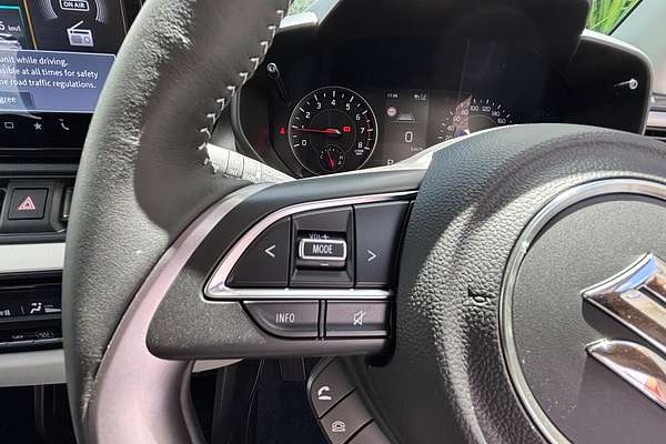 2024 Suzuki Swift Hybrid Plus UZ