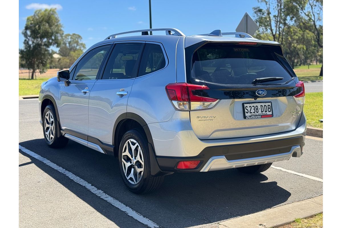 2023 Subaru Forester Hybrid L S5
