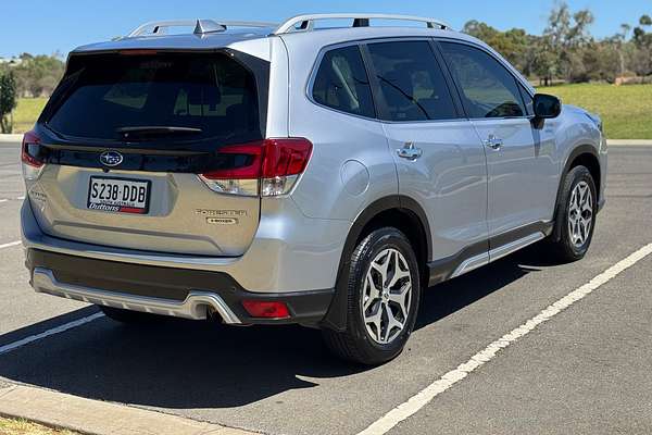 2023 Subaru Forester Hybrid L S5