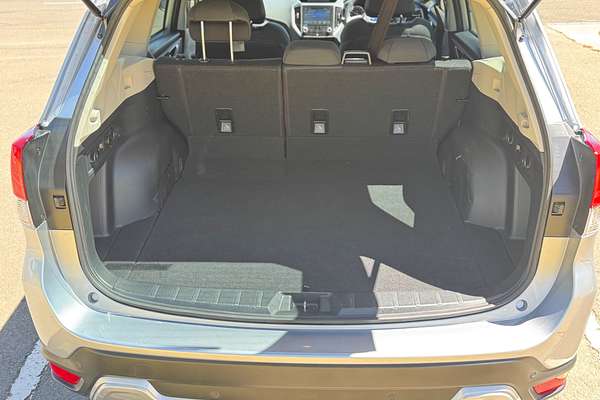2023 Subaru Forester Hybrid L S5