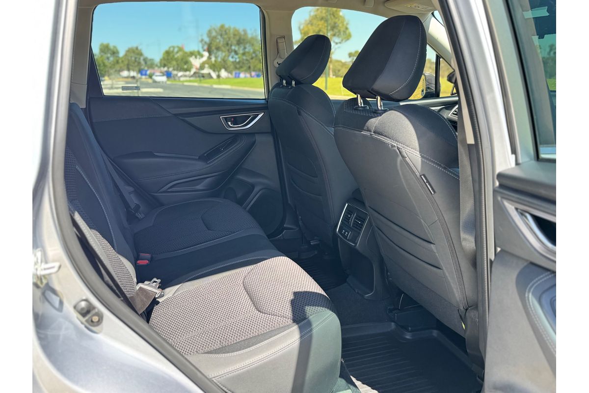 2023 Subaru Forester Hybrid L S5