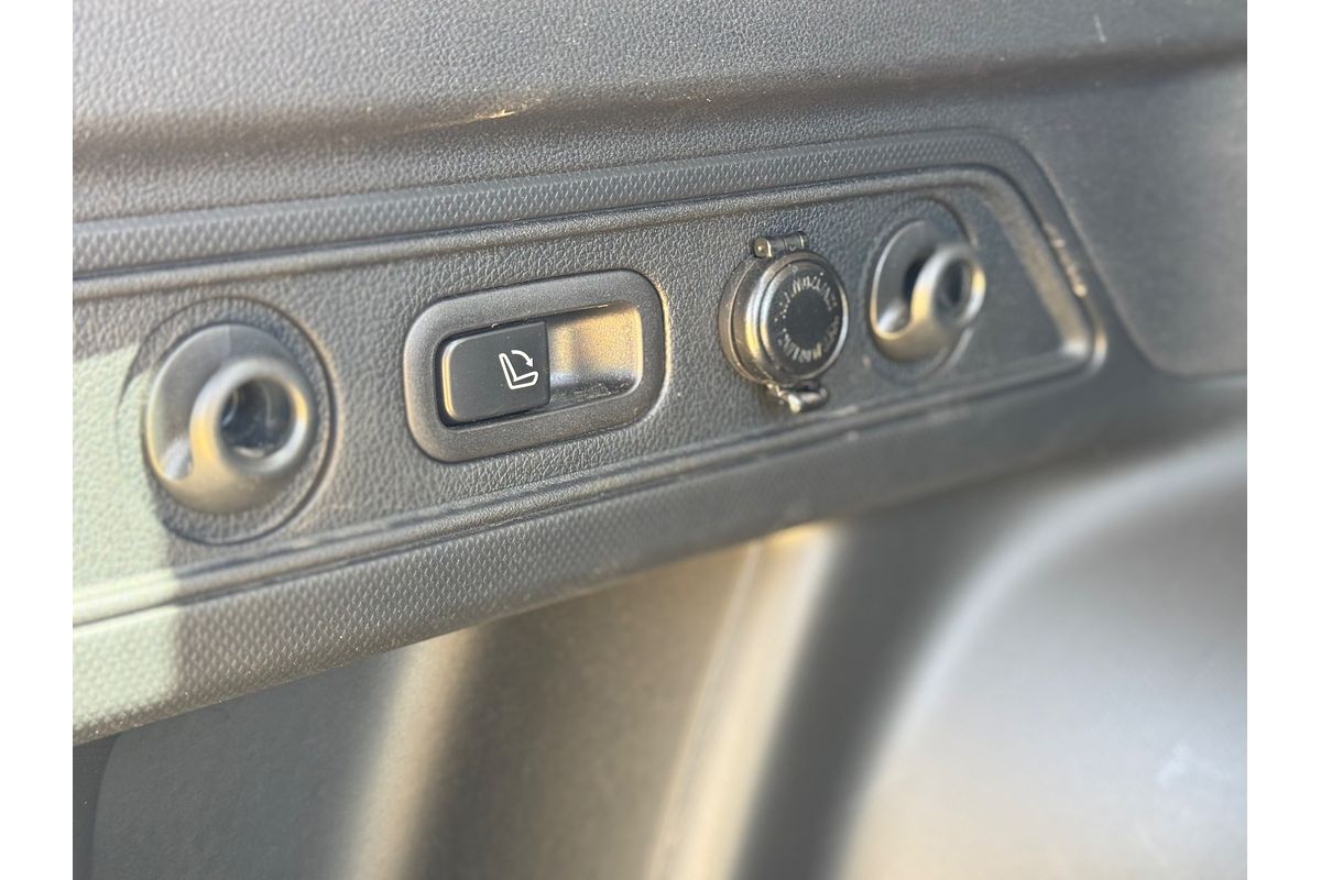 2023 Subaru Forester Hybrid L S5