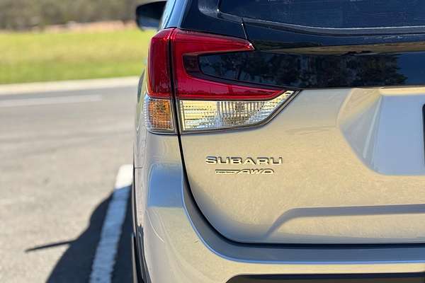 2023 Subaru Forester Hybrid L S5