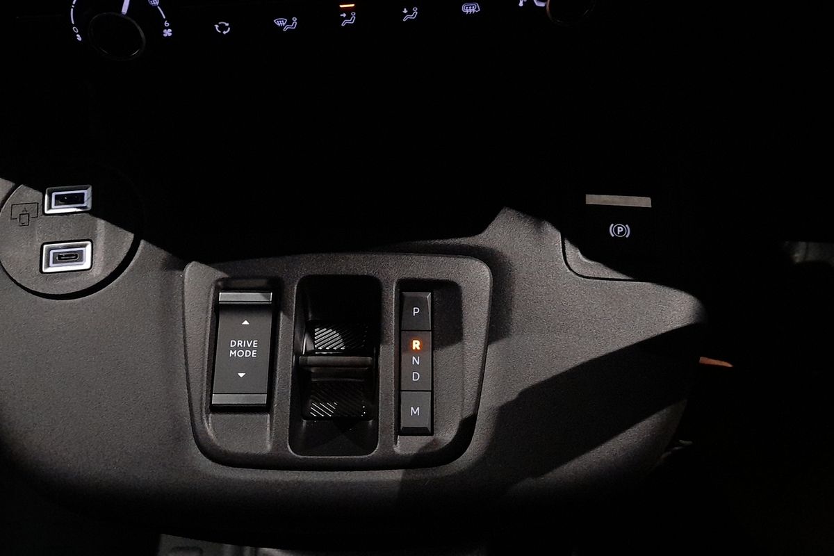 2024 Peugeot Partner Pro K9 LWB