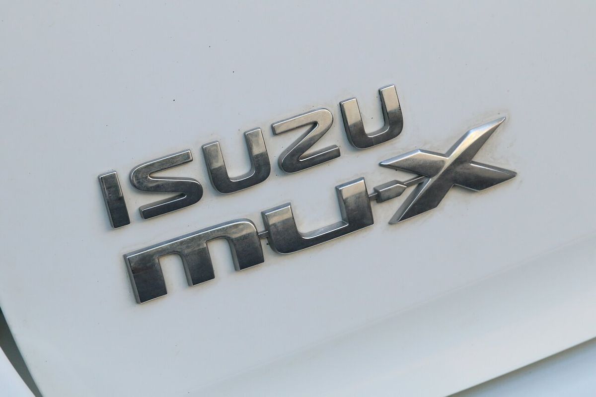 2021 Isuzu MU-X LS-M
