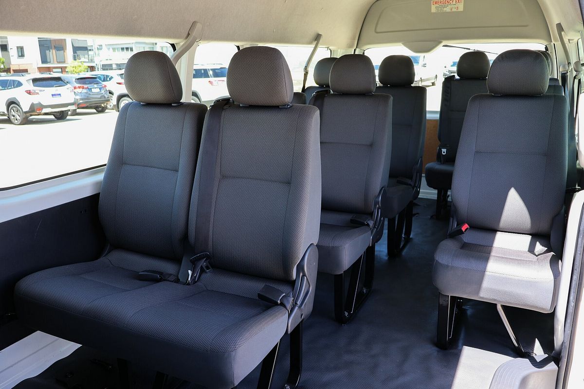 2018 Toyota Hiace Commuter KDH223R