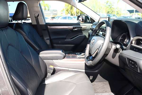 2022 Toyota Kluger Grande GSU70R