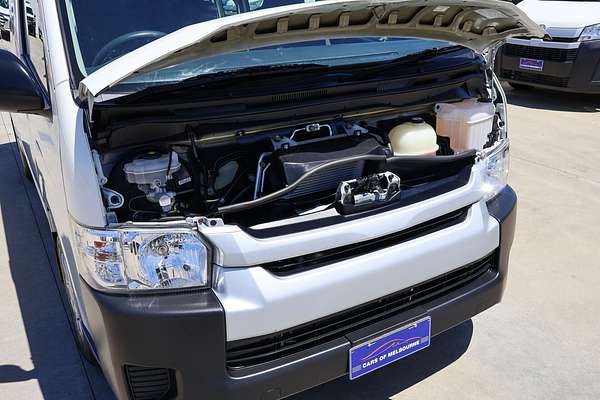 2018 Toyota Hiace Commuter KDH223R
