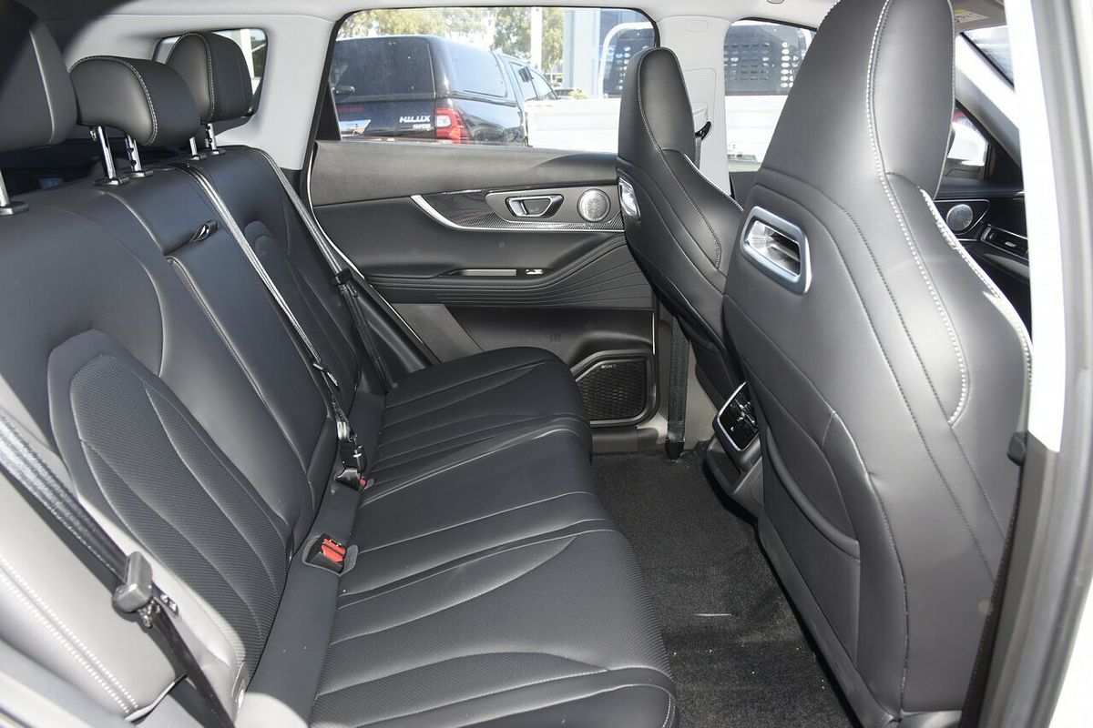 2023 Chery Tiggo 7 Pro Ultimate AWD T32