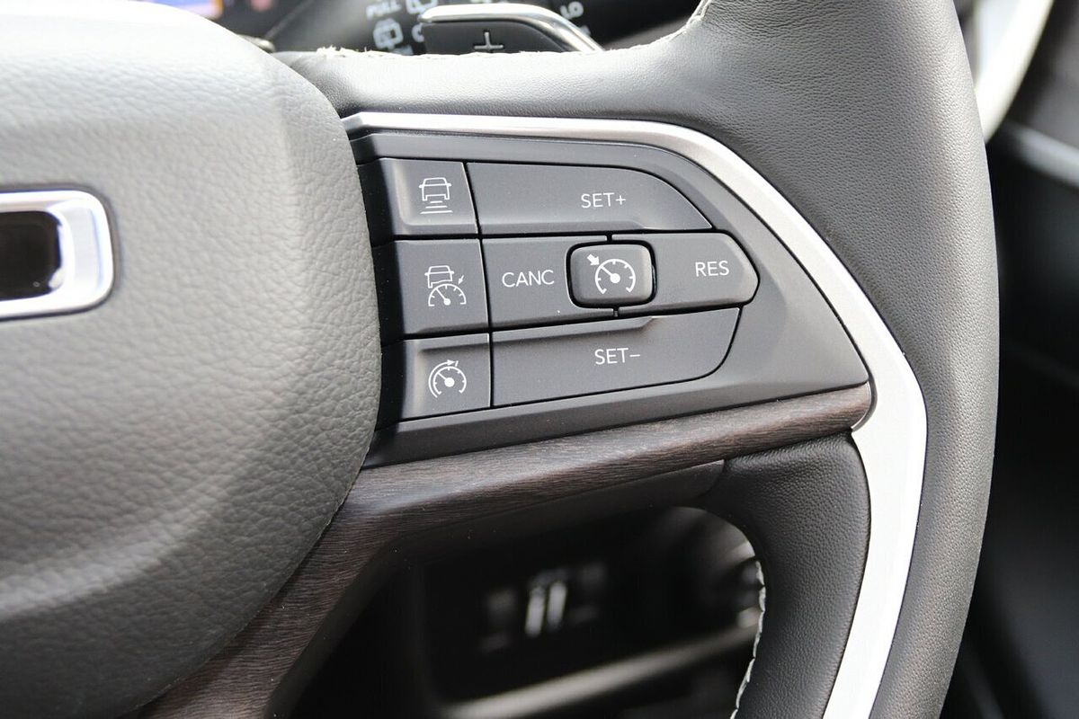 2023 Jeep Grand Cherokee Limited WL