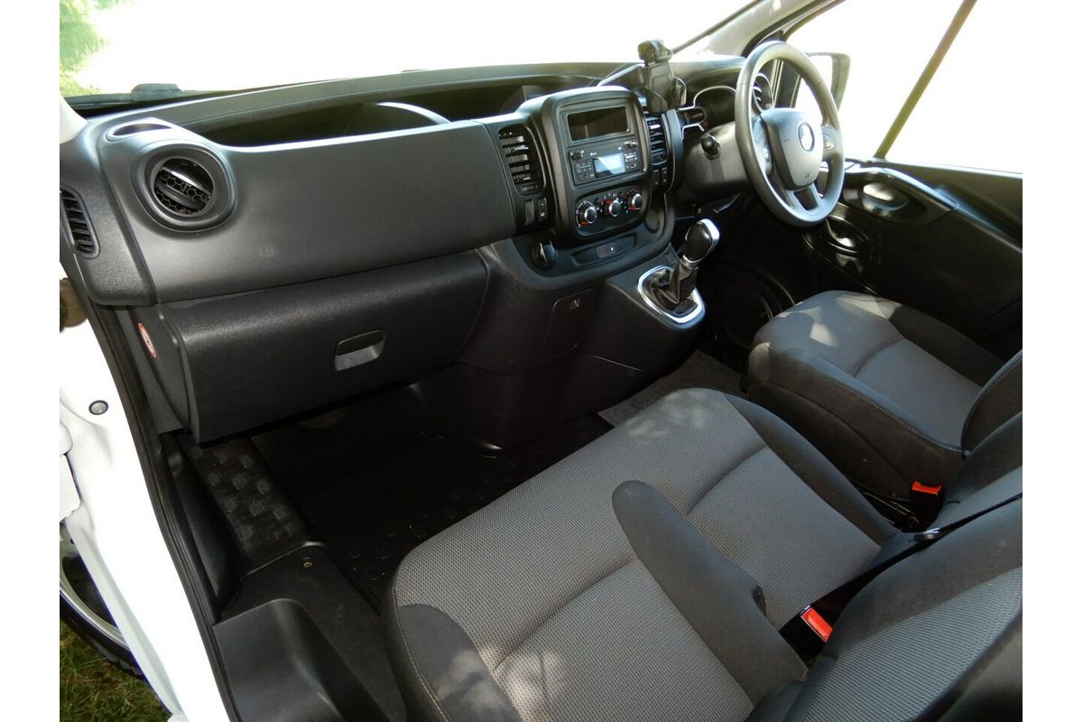 2020 Mitsubishi Express GLX SN LWB
