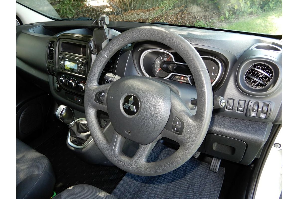 2020 Mitsubishi Express GLX SN LWB