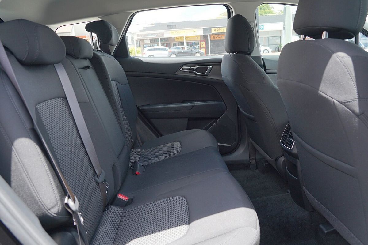 2024 Kia Sportage S NQ5