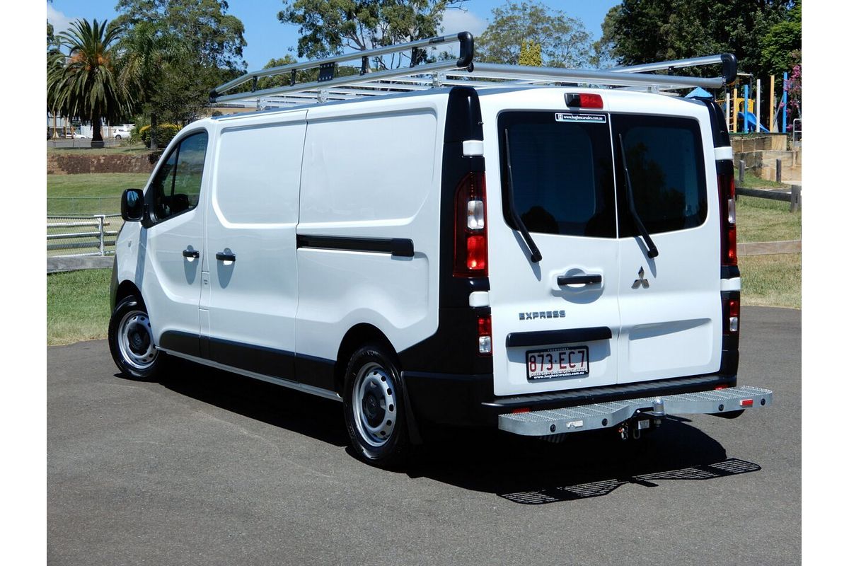 2020 Mitsubishi Express GLX SN LWB