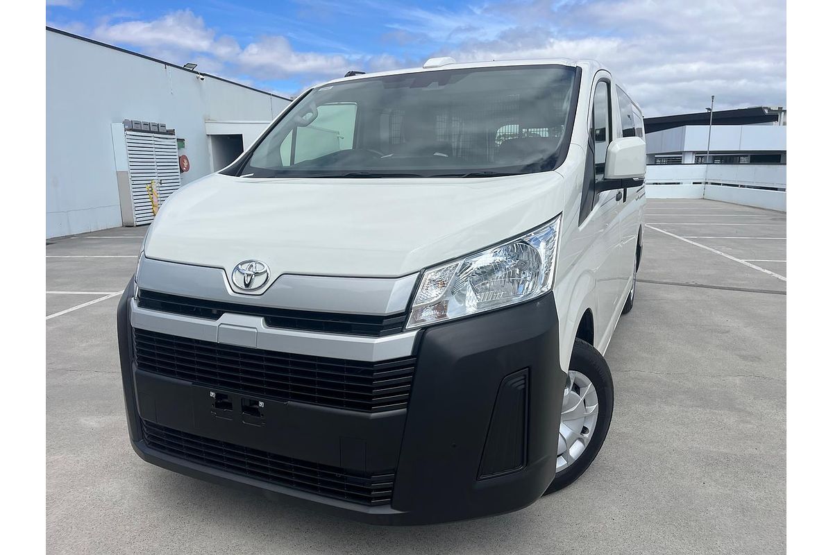 2022 Toyota Hiace GDH300R LWB