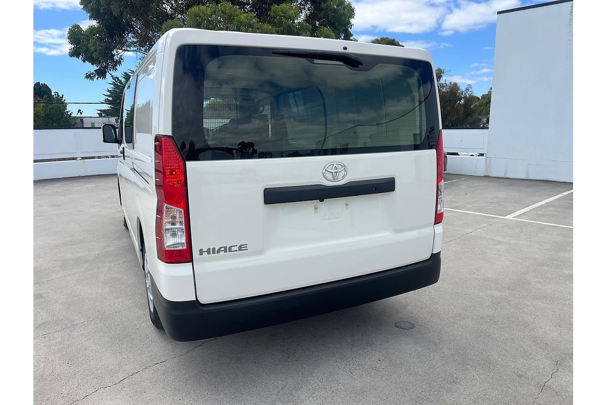 2022 Toyota Hiace GDH300R LWB