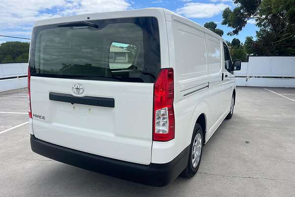2022 Toyota Hiace GDH300R LWB