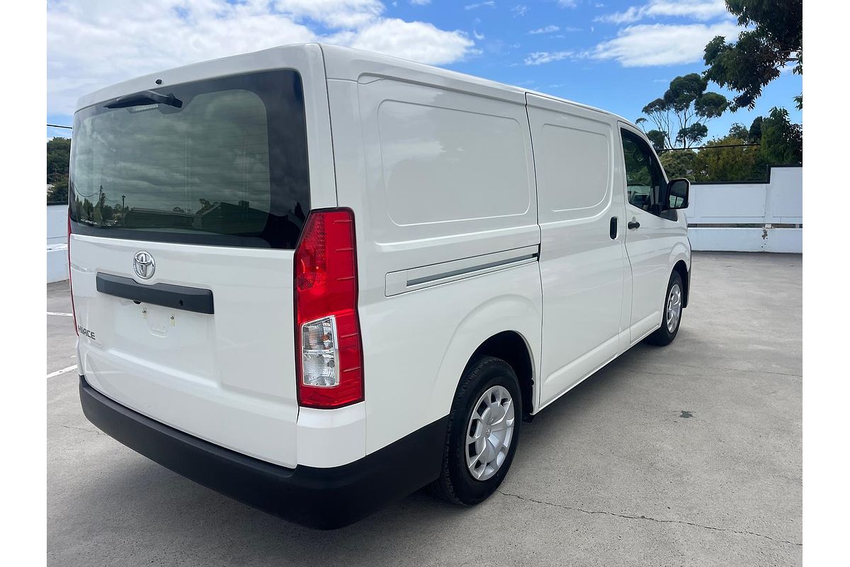 2022 Toyota Hiace GDH300R LWB