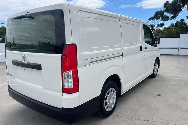 2022 Toyota Hiace GDH300R LWB