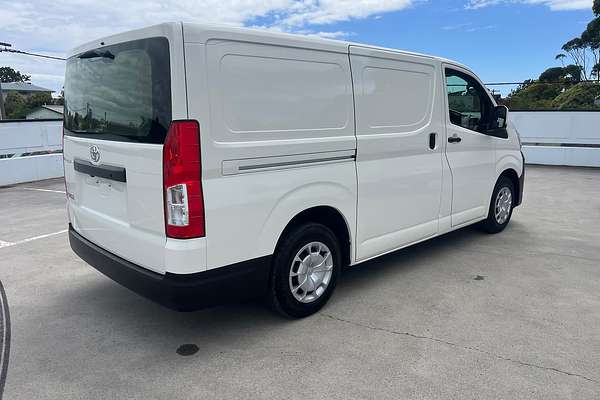 2022 Toyota Hiace GDH300R LWB