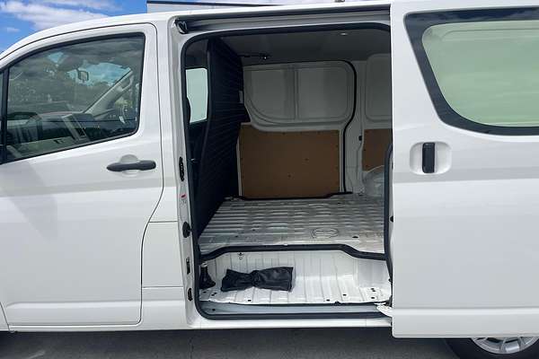 2022 Toyota Hiace GDH300R LWB