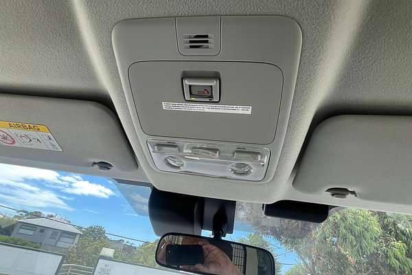 2022 Toyota Hiace GDH300R LWB