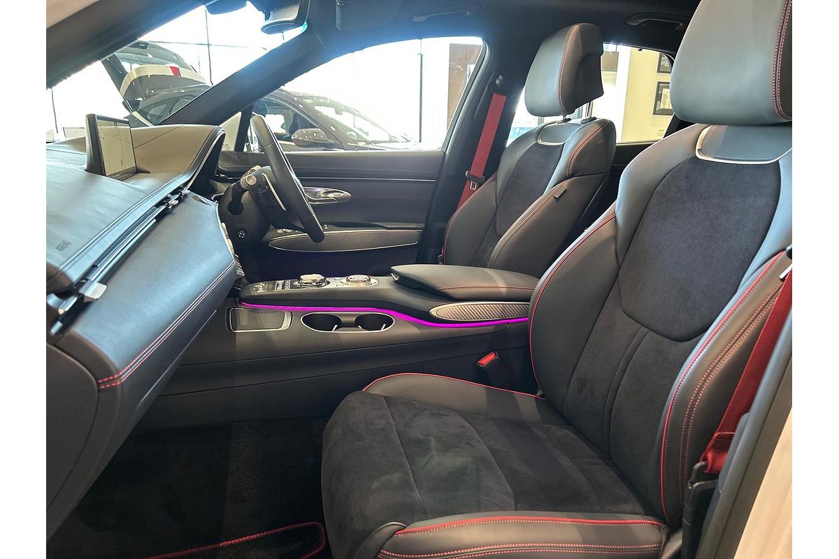 2024 Genesis GV70 2.5T AWD JK.V2