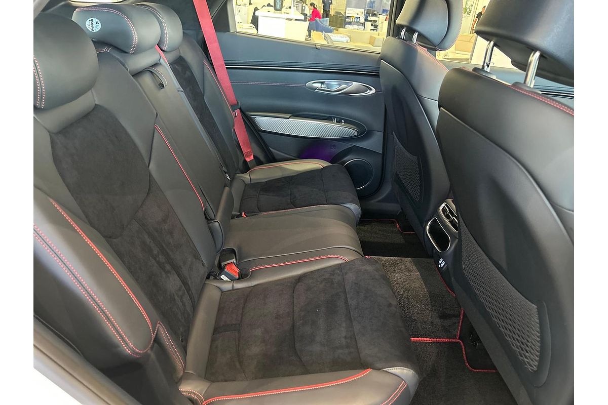 2024 Genesis GV70 2.5T AWD JK.V2
