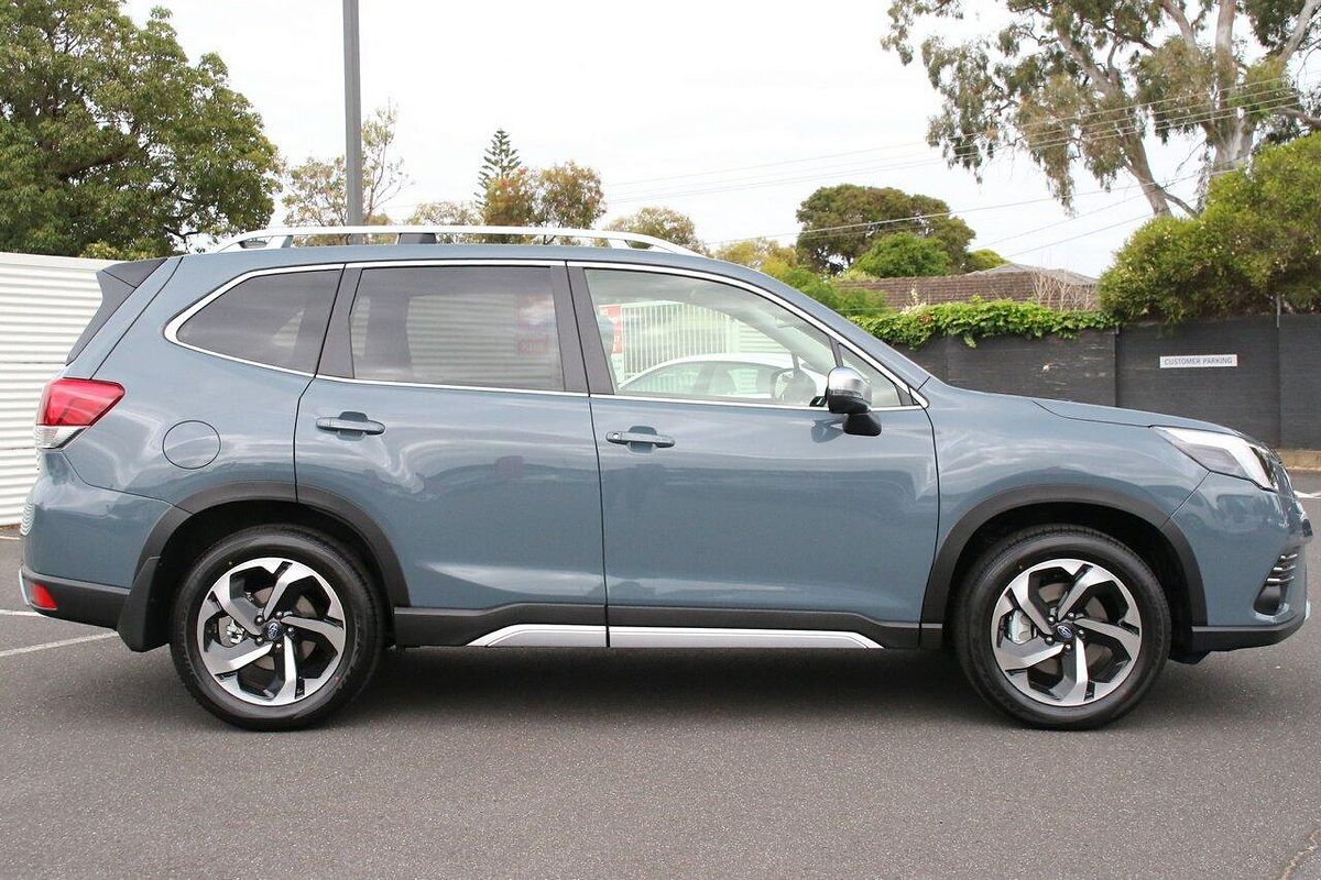 2024 Subaru Forester 2.5i-S S5