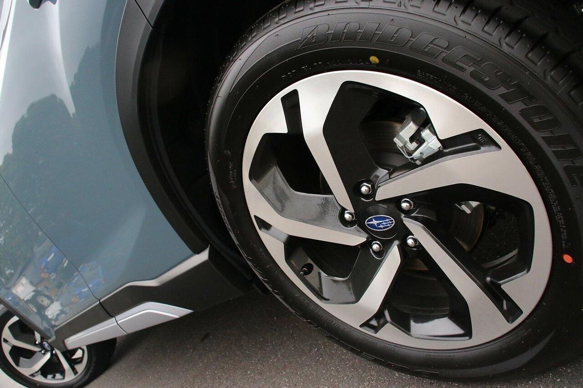 2024 Subaru Forester 2.5i-S S5