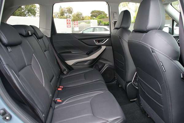 2024 Subaru Forester 2.5i-S S5