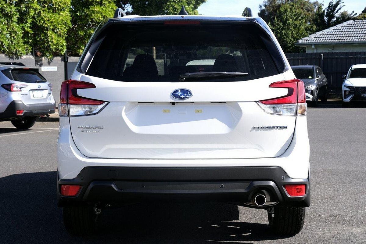 2024 Subaru Forester 2.5i Premium S5