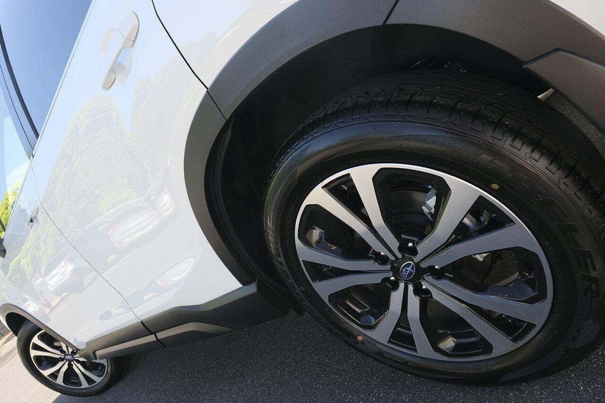 2024 Subaru Forester 2.5i Premium S5