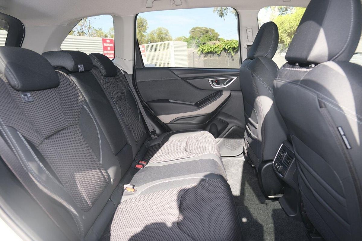 2024 Subaru Forester 2.5i Premium S5