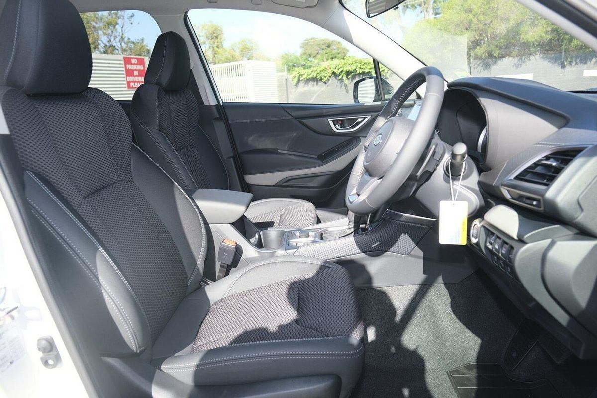 2024 Subaru Forester 2.5i Premium S5