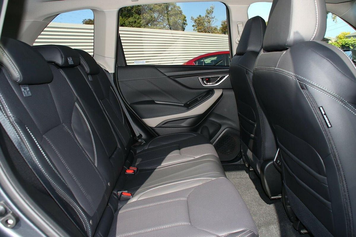 2024 Subaru Forester 2.5i-S S5