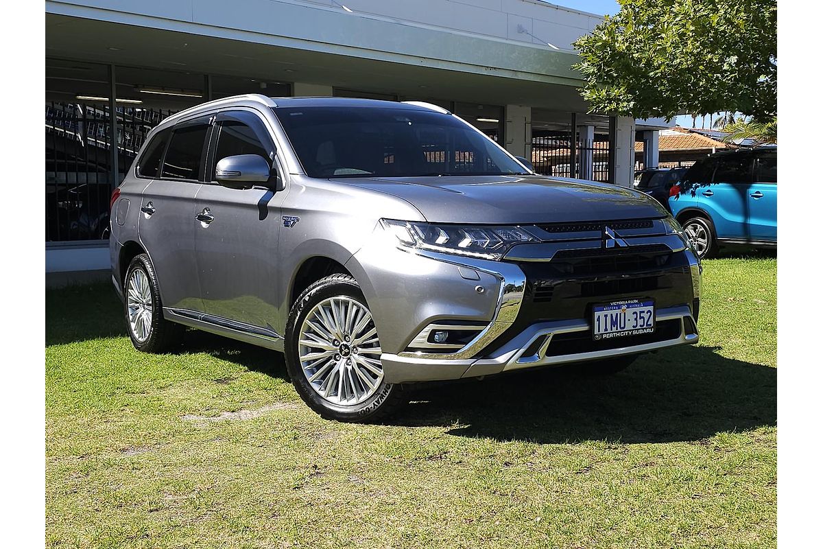 2018 Mitsubishi Outlander PHEV Exceed ZK
