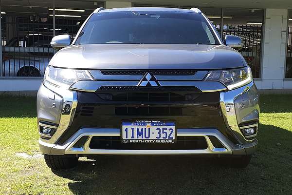 2018 Mitsubishi Outlander PHEV Exceed ZK