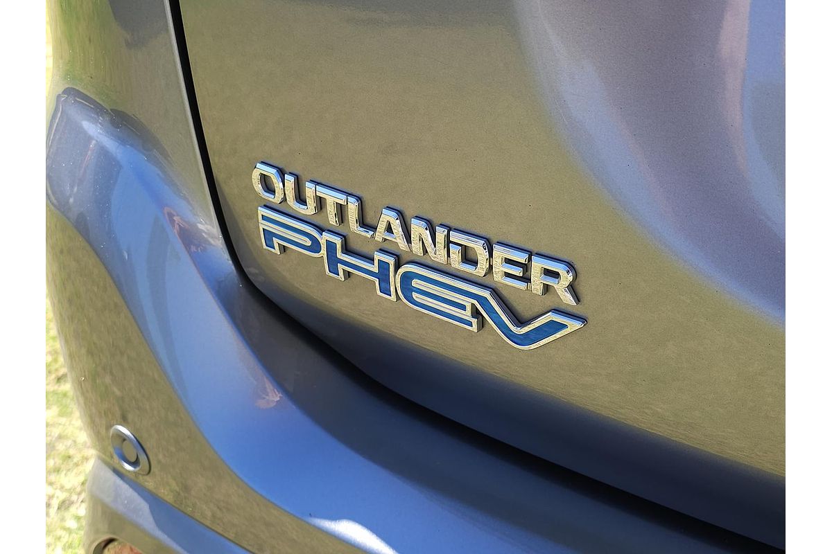 2018 Mitsubishi Outlander PHEV Exceed ZK