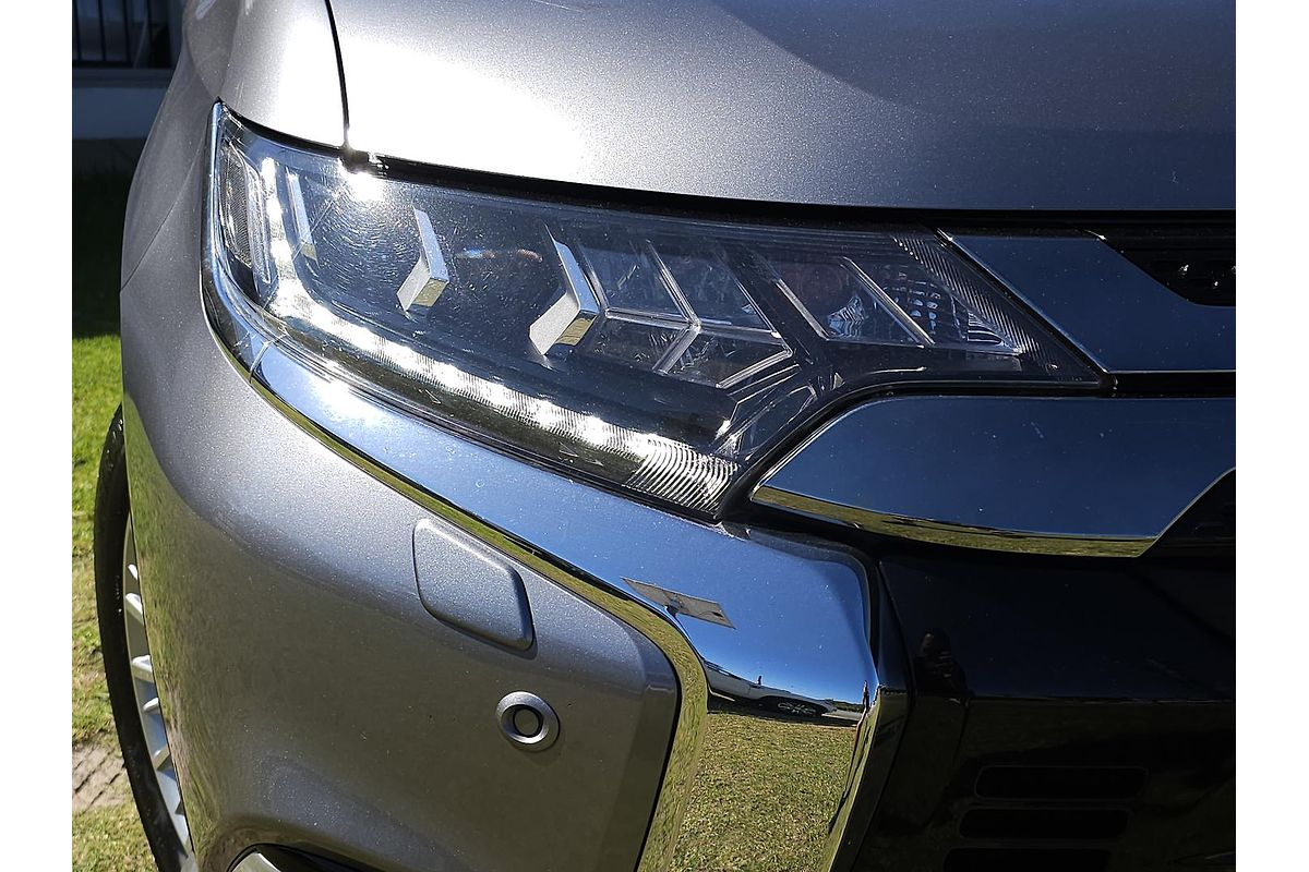 2018 Mitsubishi Outlander PHEV Exceed ZK