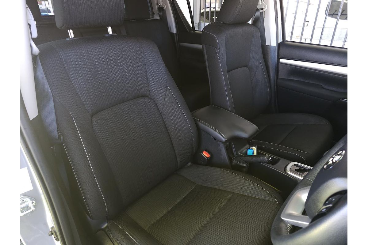 2020 Toyota Hilux SR5 GUN126R 4X4