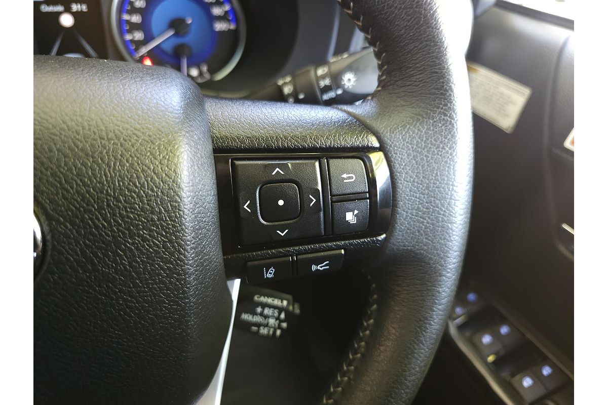 2020 Toyota Hilux SR5 GUN126R 4X4