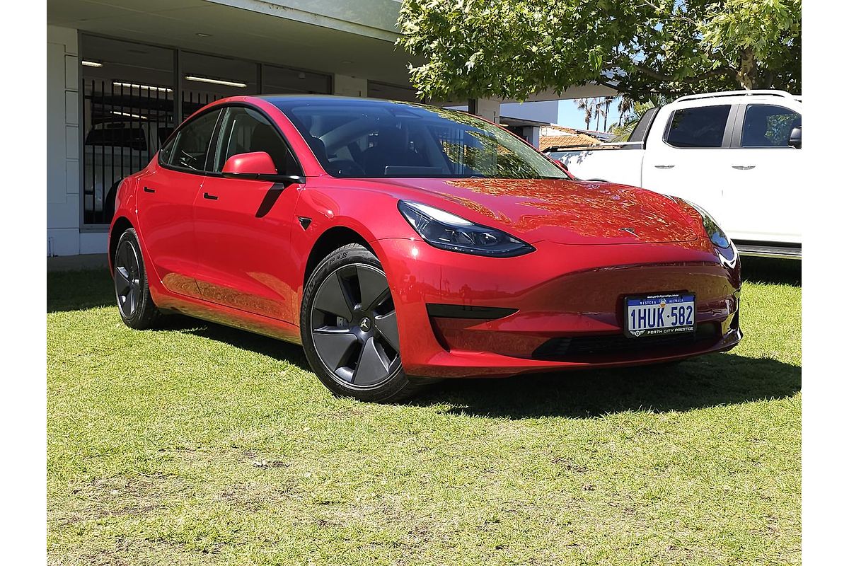2022 Tesla Model 3 Rear-Wheel Drive