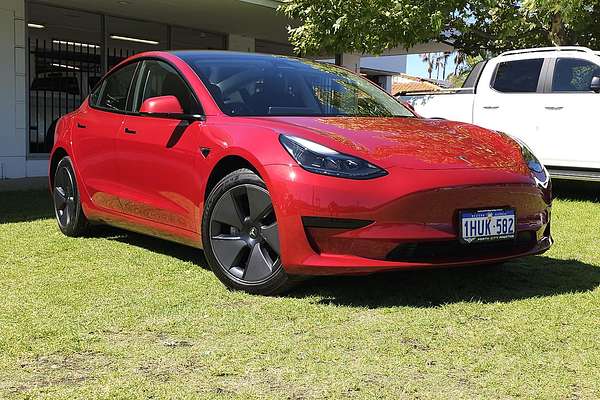 2022 Tesla Model 3 Rear-Wheel Drive